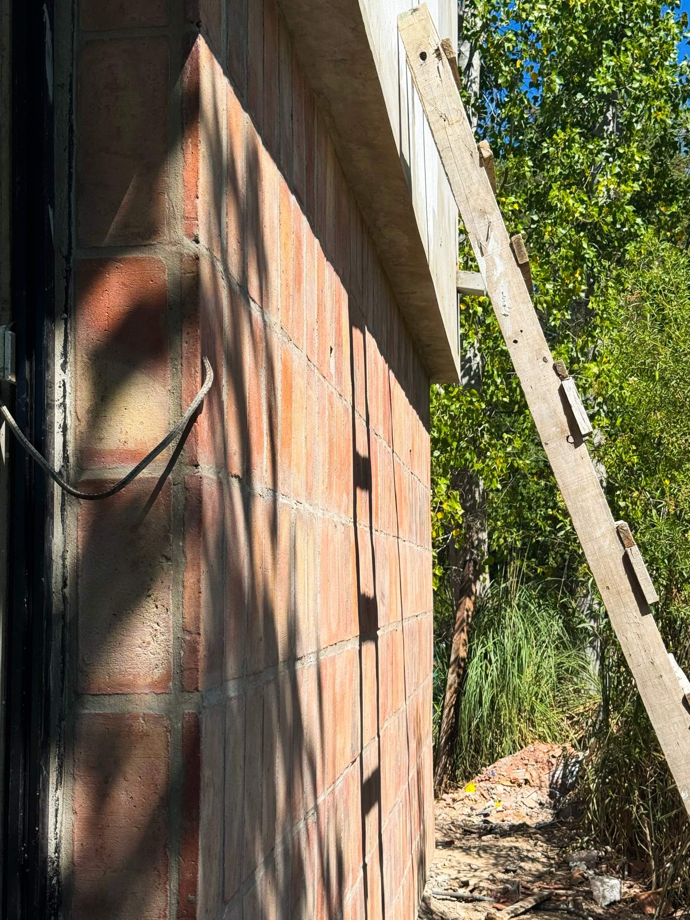 Detalle de ladrillo visto - obra SAMAC