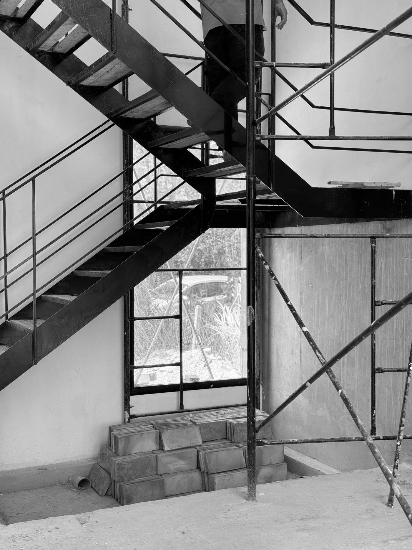 Obra SAMAC - escalera metálica en construcción
